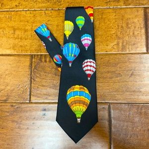 Vintage Brothers hot air balloons 🎈 neck tie